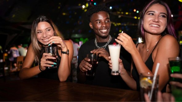 Músicas para restaurantes: como a trilha sonora impacta os negócios