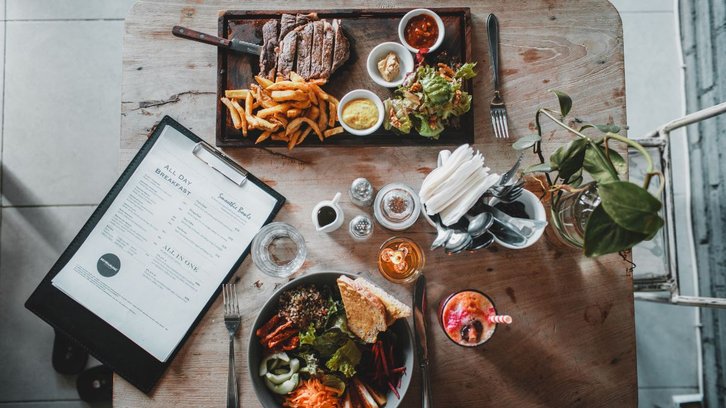 Como o marketing para restaurantes impulsiona franquias