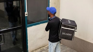 Lei do Delivery: entregador não sobe mais?