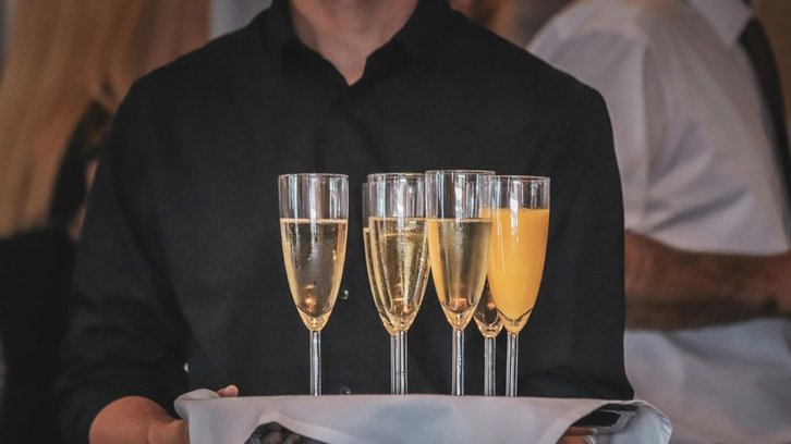 Treinamento de garçons: o caminho para vender mais vinhos