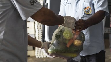 Doação de alimentos: o que é permitido para bares e restaurantes