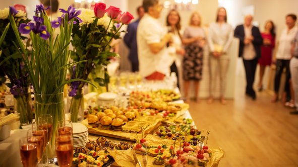 Entenda o que é catering e como investir nessa estratégia