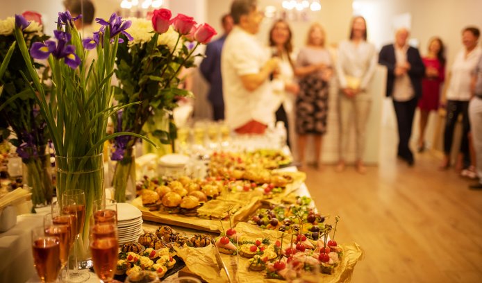 Entenda o que é catering e como investir nessa estratégia