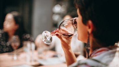 Taxa de rolha em restaurantes