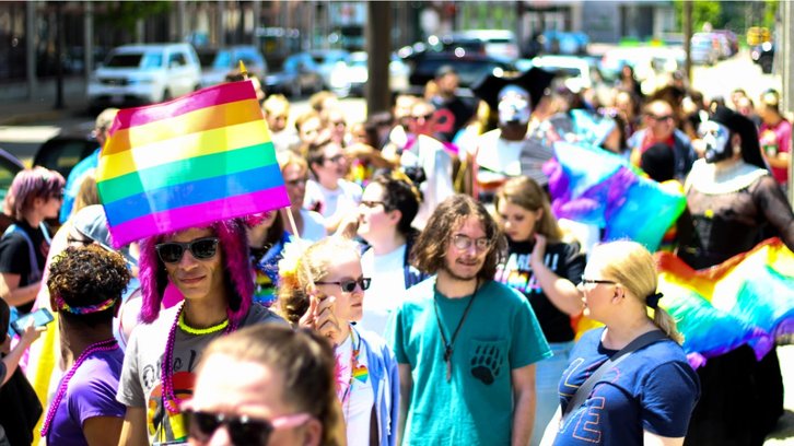 Pink Money: qual é o poder da comunidade LGBTQIAPN+ em bares e restaurantes?