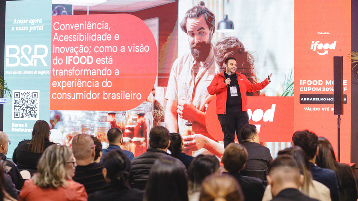 Porta-voz do iFood esclarece parceria com Uber e "guerra de delivery"