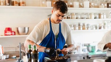 Cozinha e conteúdo: como Bruno Gelape engaja milhares de seguidores