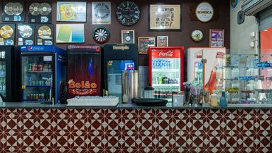 Do que falamos quando falamos em bares e restaurantes autênticos?