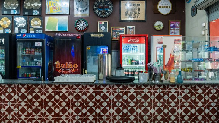 Do que falamos quando falamos em bares e restaurantes autênticos?